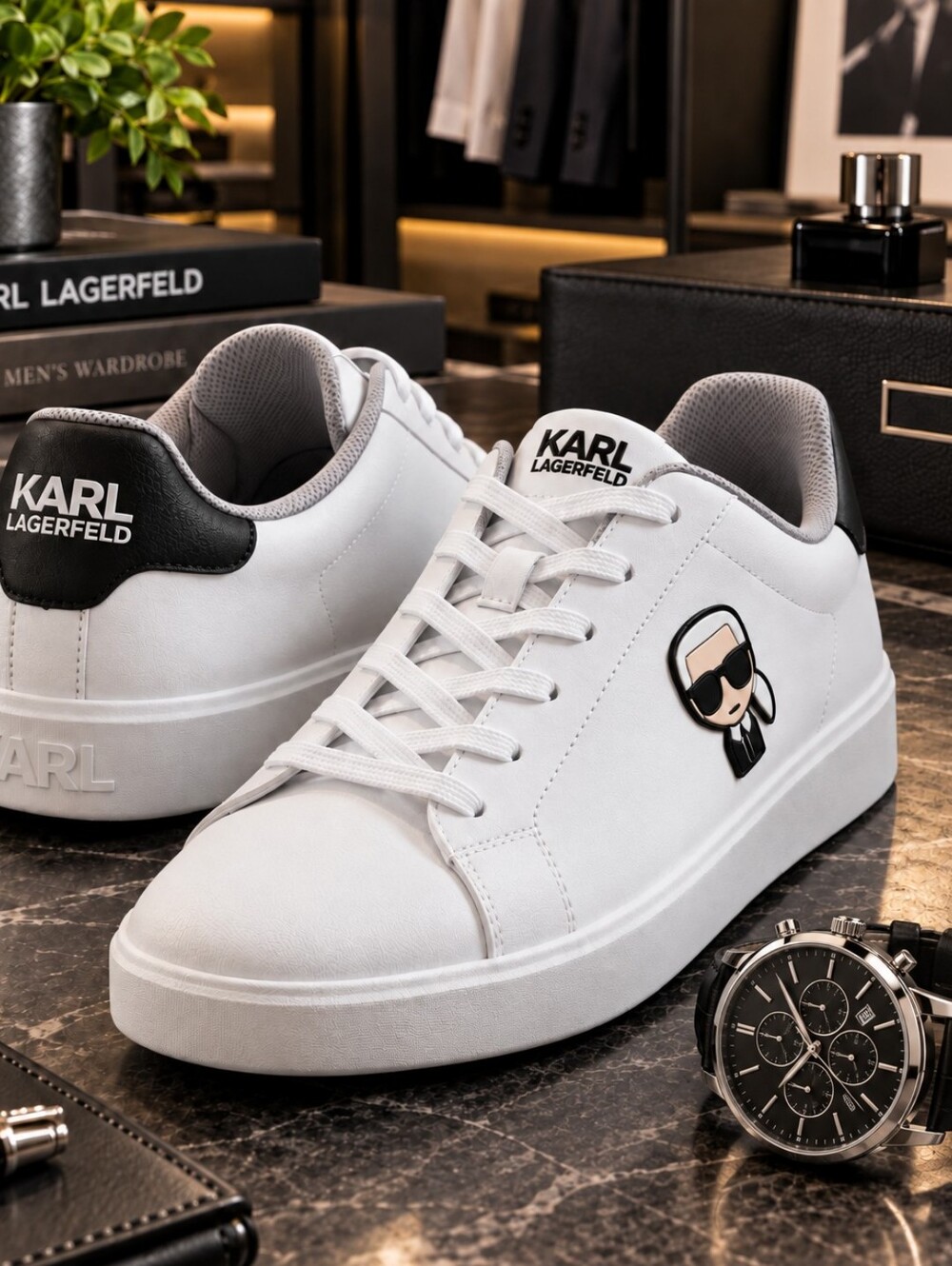 Karl Lagerfeld Paris Men’s Sz 10 White Karl Head Sneakers NWOB